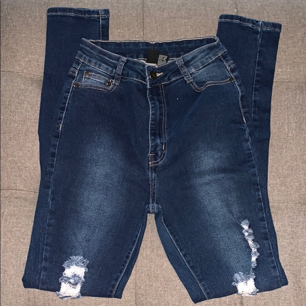 EUC BOB JEANS size 9/10 dark wash skinny jean